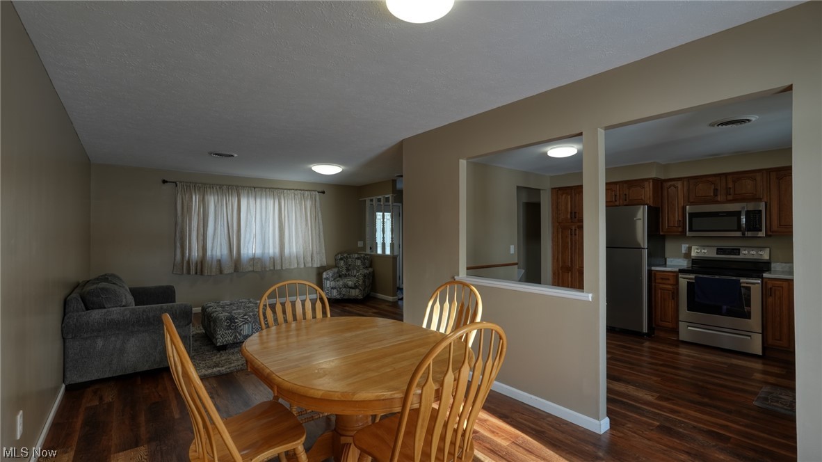 Hunting Meadows - Residential