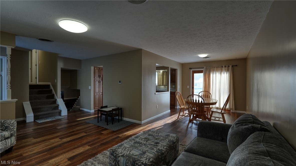 Hunting Meadows - Residential