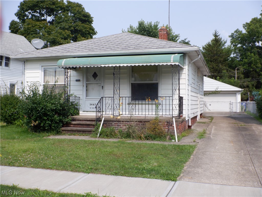 Nice 2 bedroom ranch with hardwood floors on 50 x152 lot; 20 x 30 garage (2.5 car) that has gas, electric and water available. 10 x 16 shed in fully fenced back yard. Central air. Modern kitchen and baths. Full finished basement with workshop, rec room and laundry area.