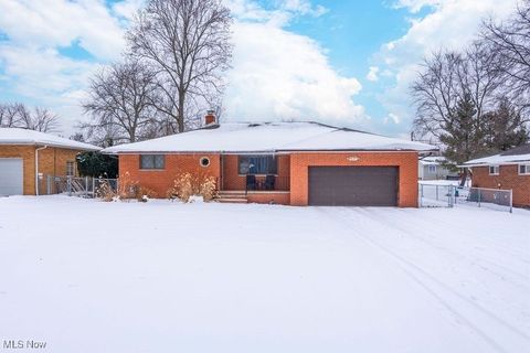 8380 Abbey Road, North Royalton, OH 44133 - #: 5095756