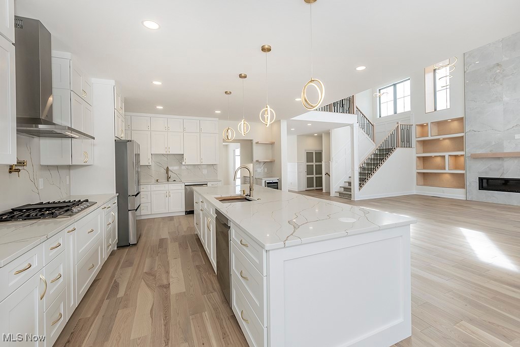 Orange 01 - Residential