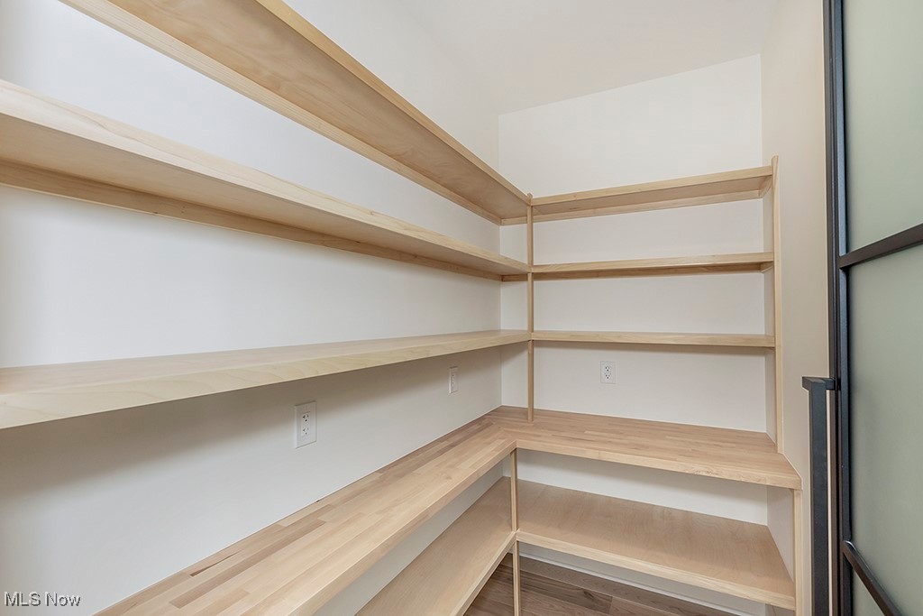 Orange 01 - Residential