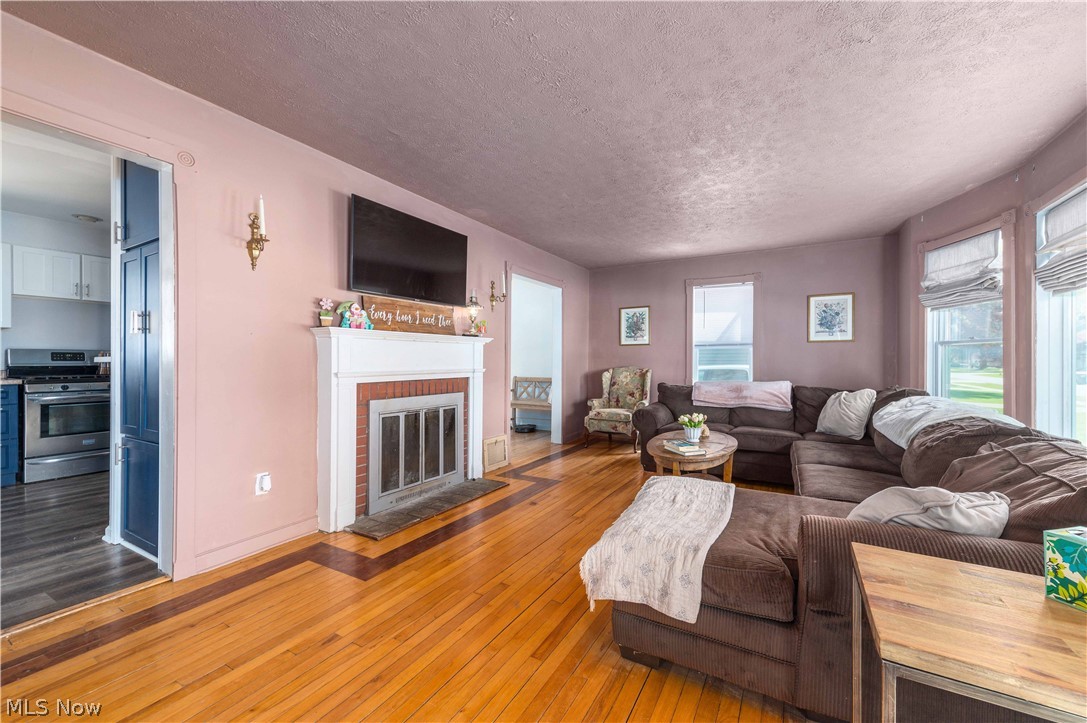 159 Inwood Boulevard