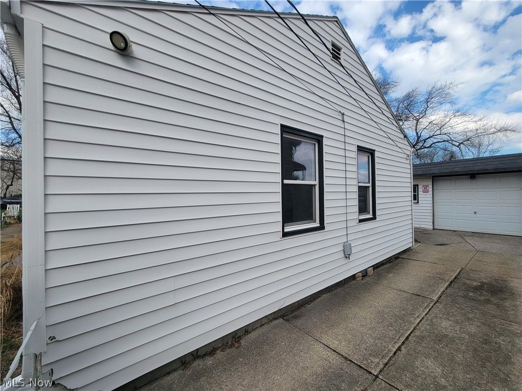Photo of 13708 Astor Avenue, Cleveland, OH 44135 (MLS # 5185683)