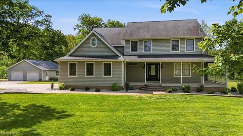 Homes For Sale - 911 Moody Ridge Road Rd<br/> Washington County, Belpre, OH 45714