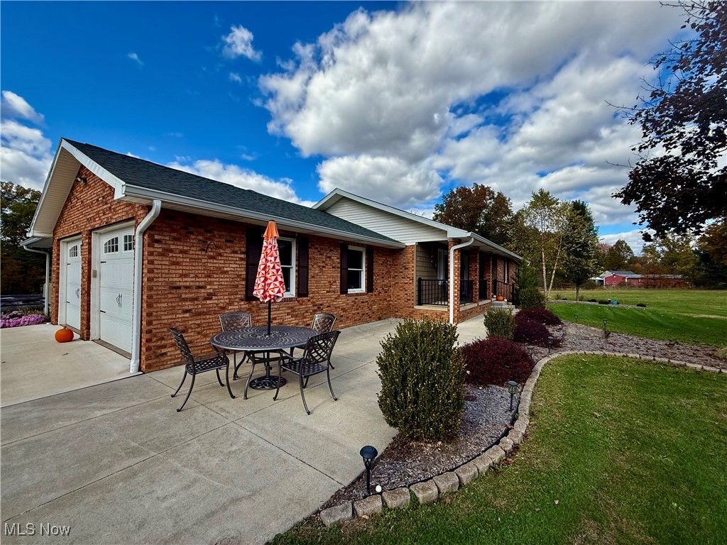 Photo of 5176 Sullivan Road, Hudson, OH 44236 (MLS # 5167989)