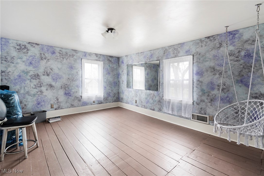 Green Village - Commercial Sale