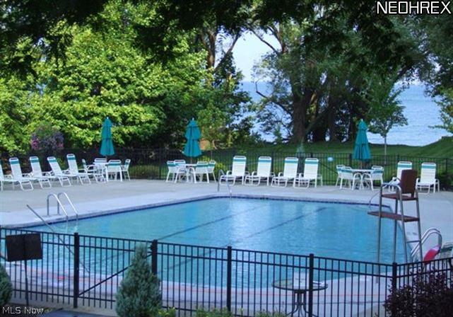 Bratenahl Place - Residential