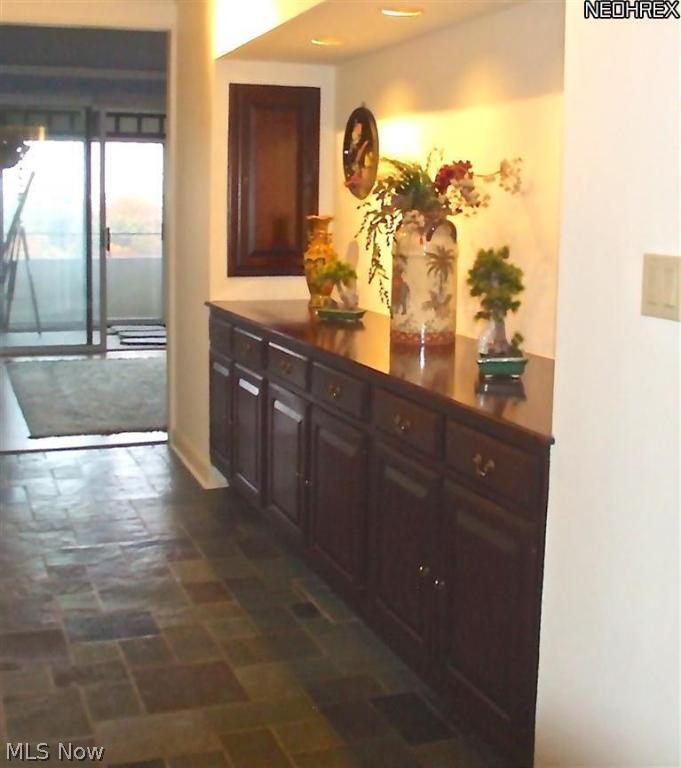 Bratenahl Place - Residential