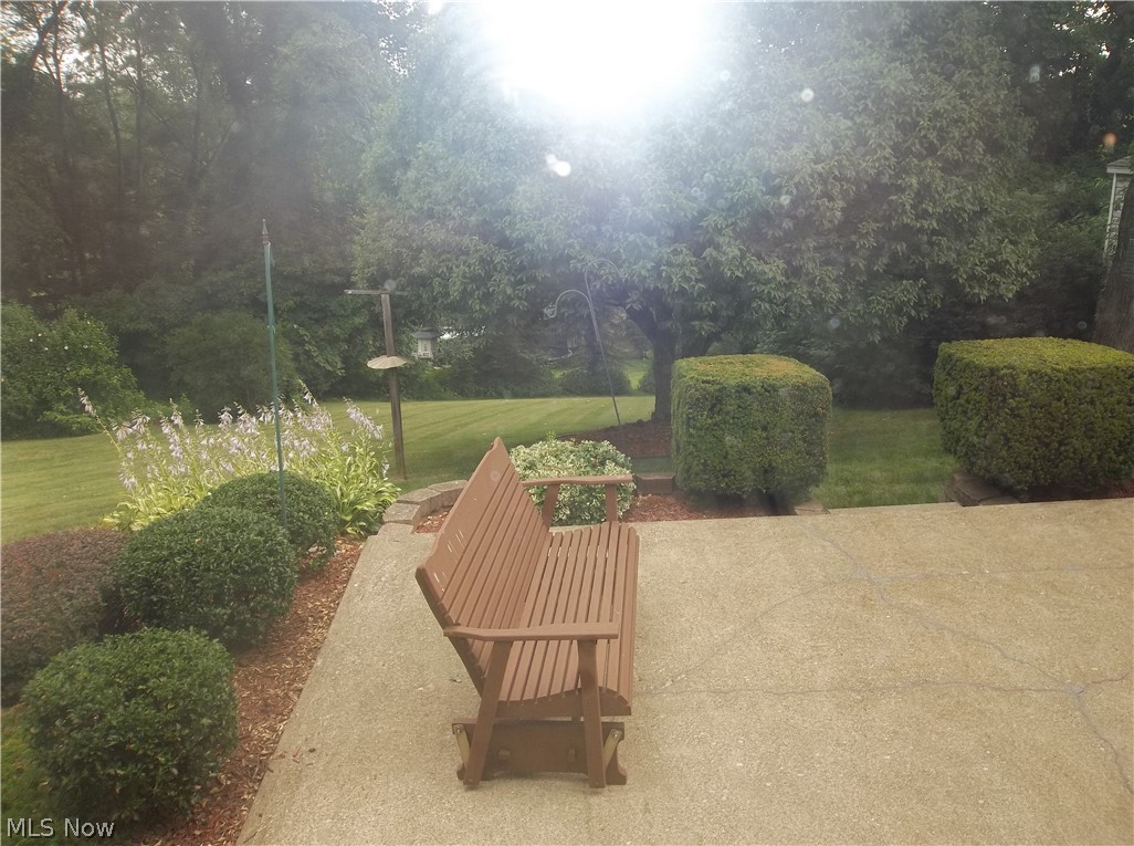 Menloughwood Drive - Residential