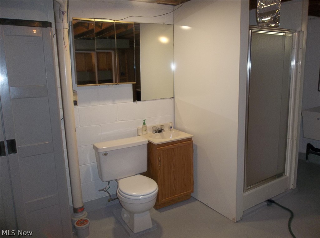 Menloughwood Drive - Residential