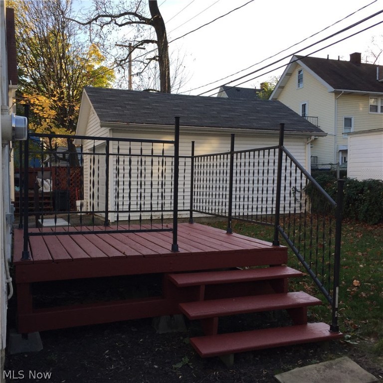 Lakewood Sub/J W Hanbys - Residential Lease