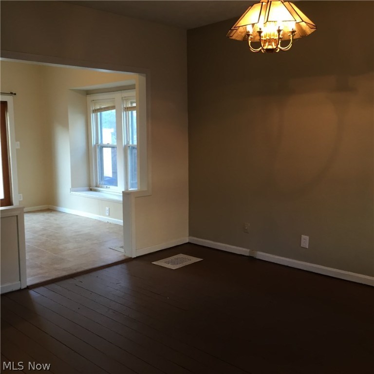 Lakewood Sub/J W Hanbys - Residential Lease