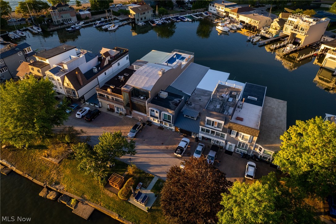 Clifton Lagoons - Residential