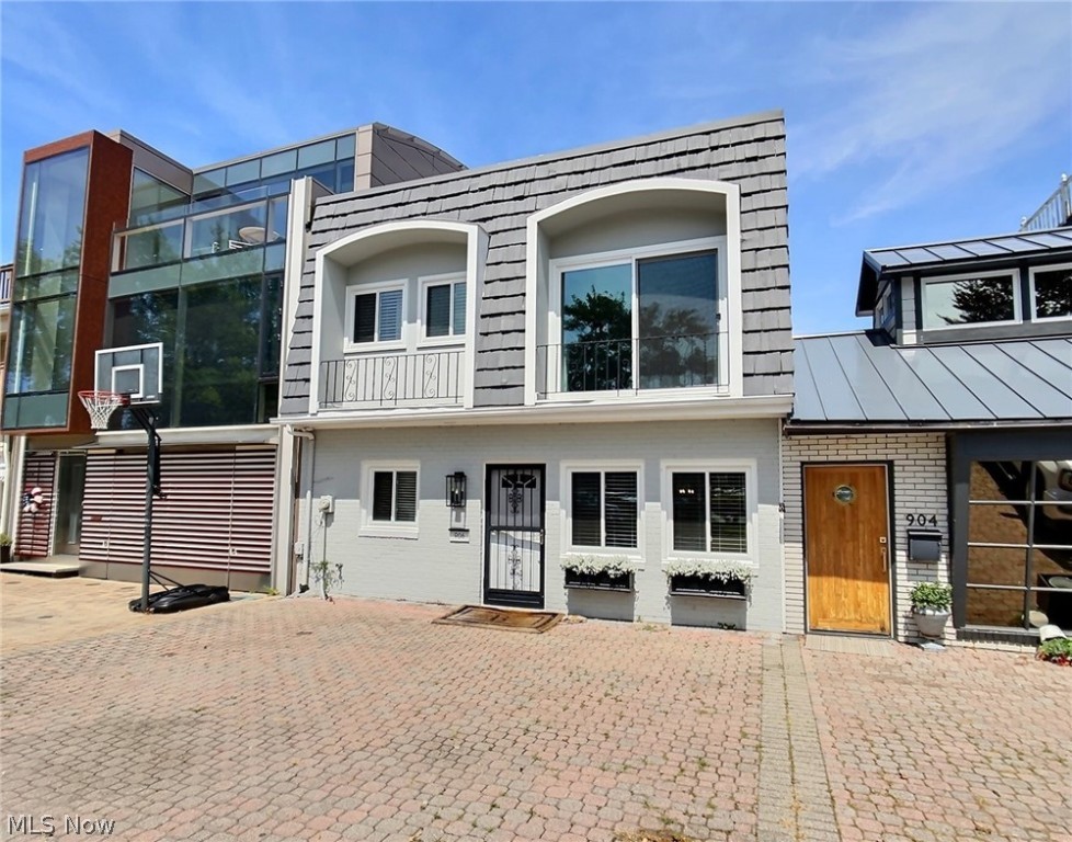 Clifton Lagoons - Residential