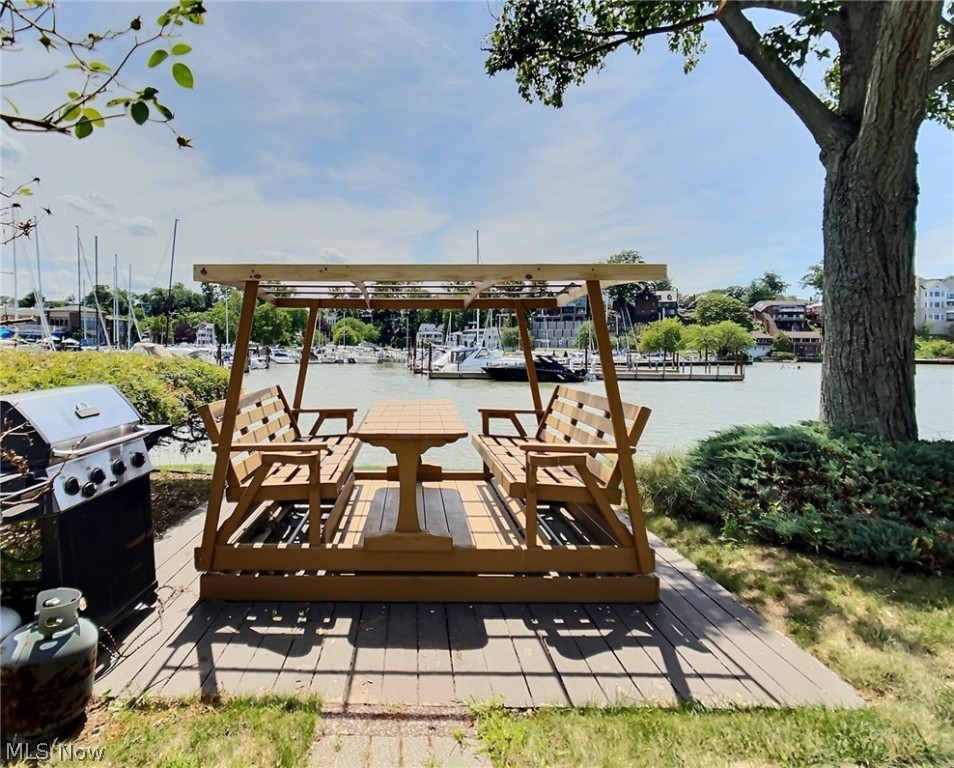 Clifton Lagoons - Residential