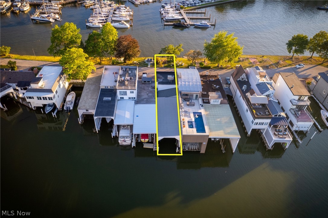 Clifton Lagoons - Residential