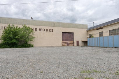 120 Graham Street South Zanesville OH 43701