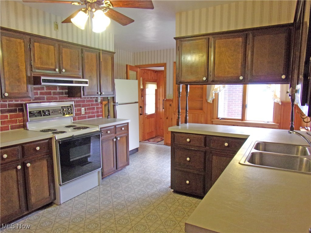 3355 Tisen Road, Akron, Ohio image 5