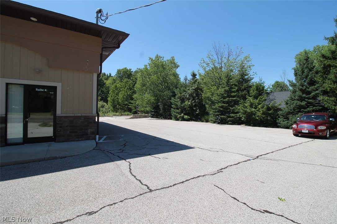 Meadowbrook Lake - Commercial Lease