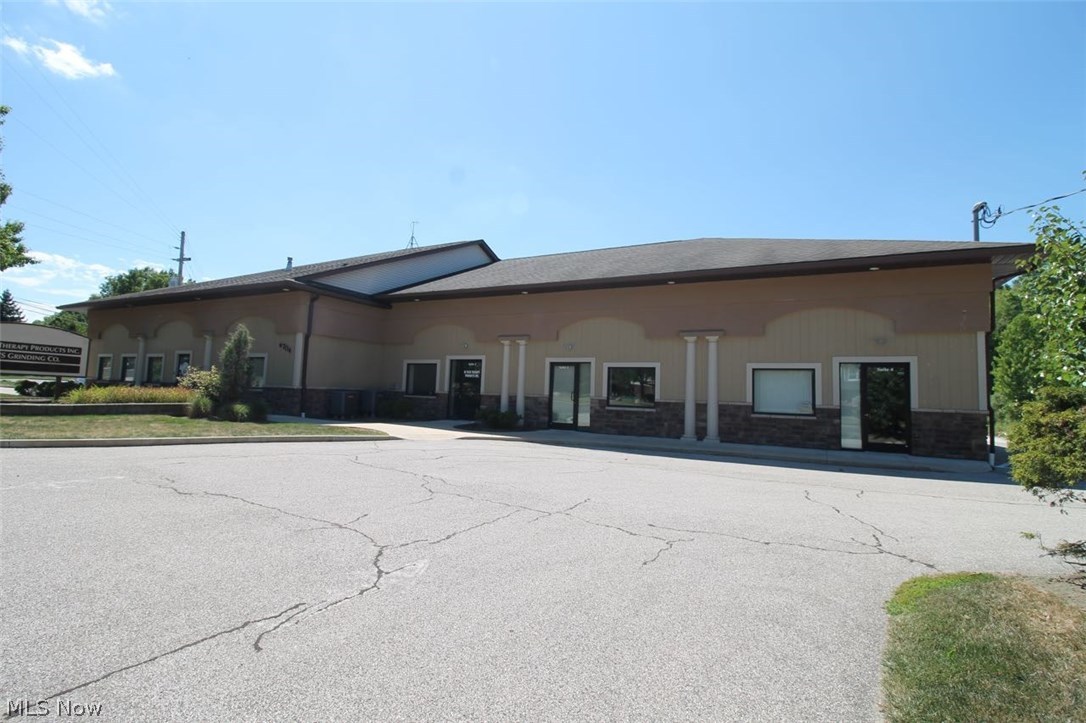 Meadowbrook Lake - Commercial Lease