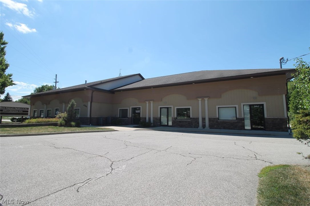 Meadowbrook Lake - Commercial Lease