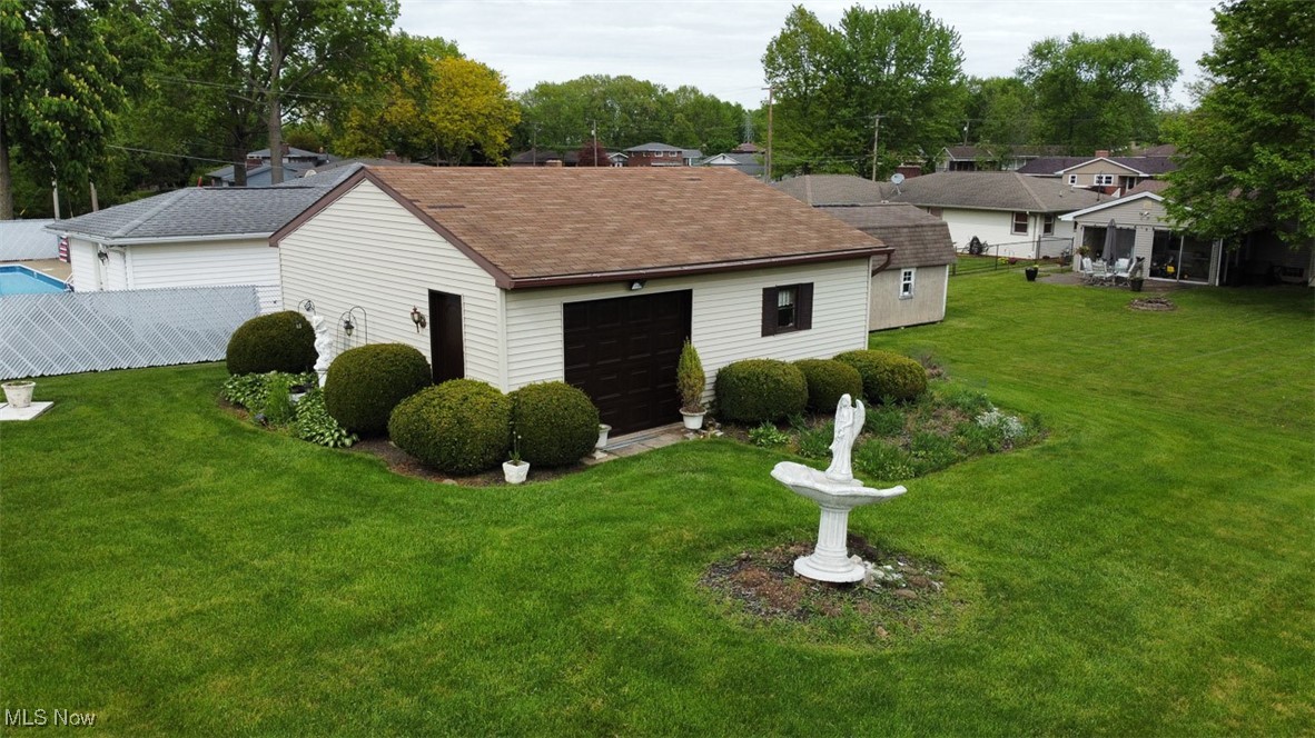 6074 Frontier Drive, Youngstown, Ohio image 4