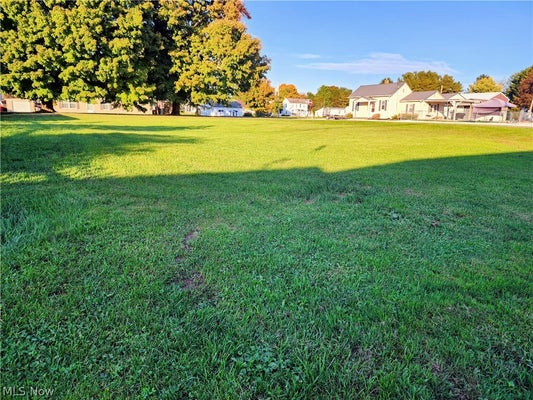 117 E CANAL ST, COSHOCTON, OH 43812 - Image 2df80e8b07254b68dc98793b4abe1966/2004823357