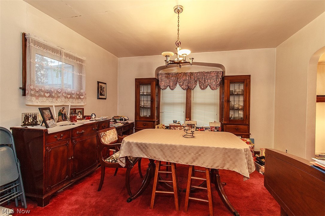 McKees 1st W 1/2 - Residential