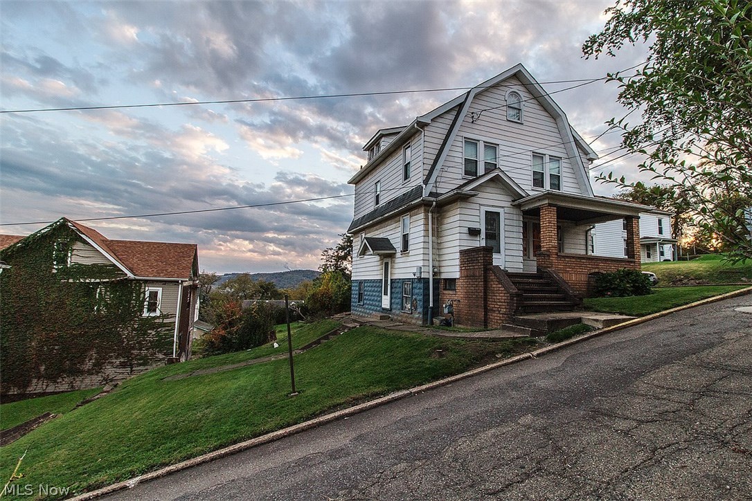 McKees 1st W 1/2 - Residential