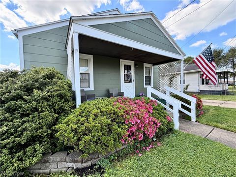 Tiny photo for 805 Pomeroy Pike, Belpre, OH 45714 (MLS # 5217143)