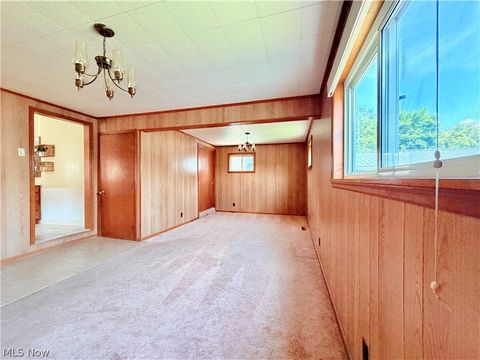 Tiny photo for 805 Pomeroy Pike, Belpre, OH 45714 (MLS # 5217143)