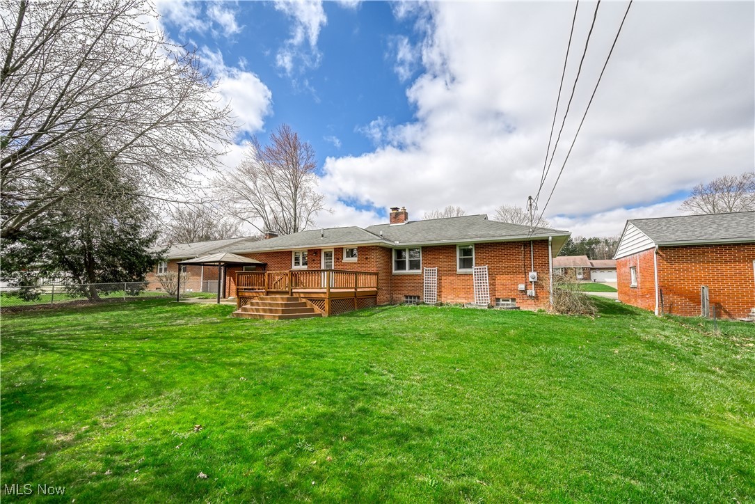 1498 Lilly Lane, Alliance, Ohio image 26