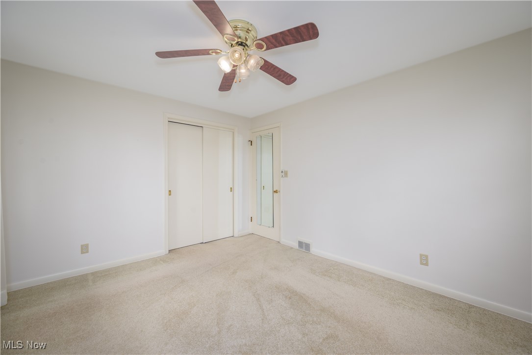 1498 Lilly Lane, Alliance, Ohio image 18