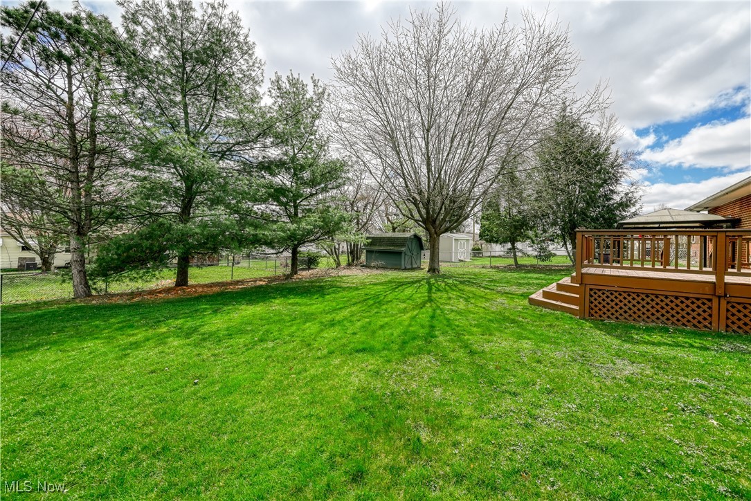1498 Lilly Lane, Alliance, Ohio image 23