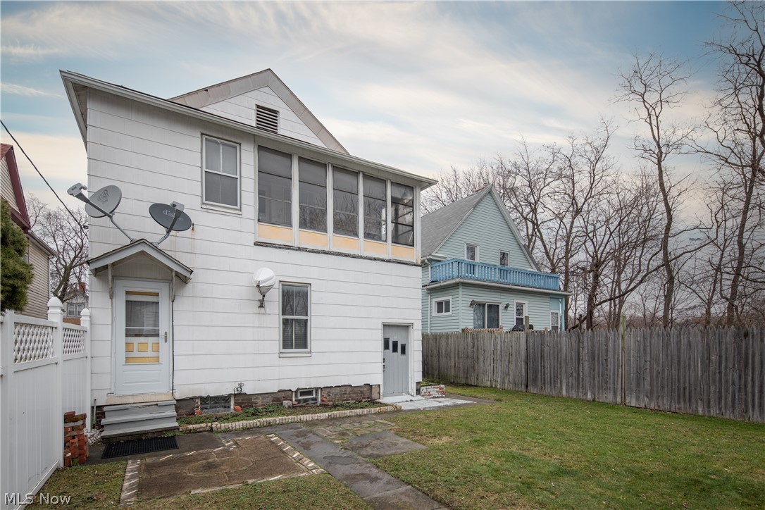 Catherine E Brainards - Residential Income