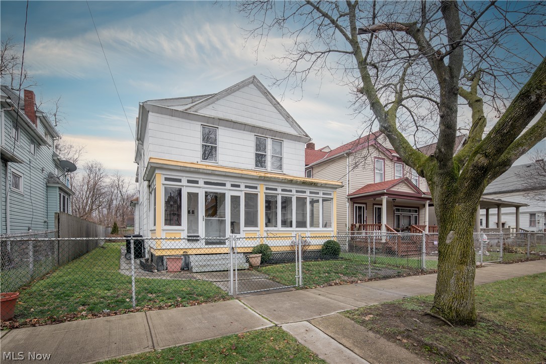 Catherine E Brainards - Residential Income