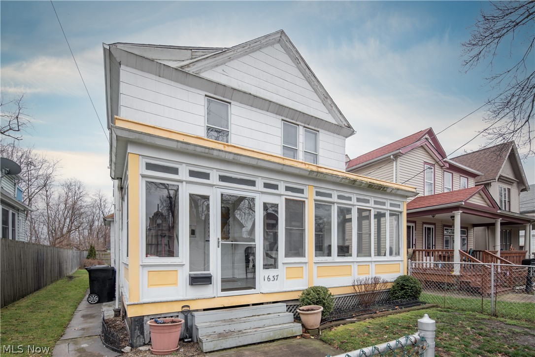 Catherine E Brainards - Residential Income