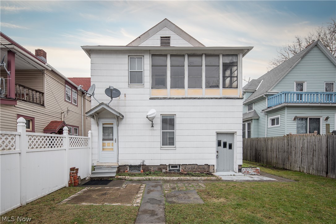 Catherine E Brainards - Residential Income