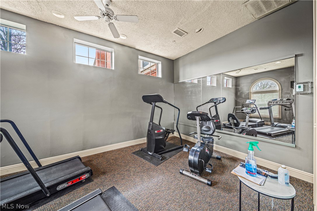 Fox Hollow/Woodhawk Condo Bldg - Residential