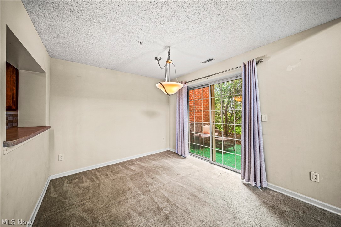 Fox Hollow/Woodhawk Condo Bldg - Residential