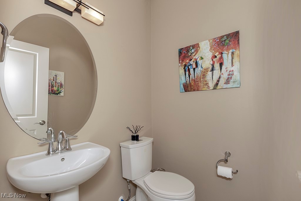 1374 Slate Court, Cleveland Heights, Ohio image 19