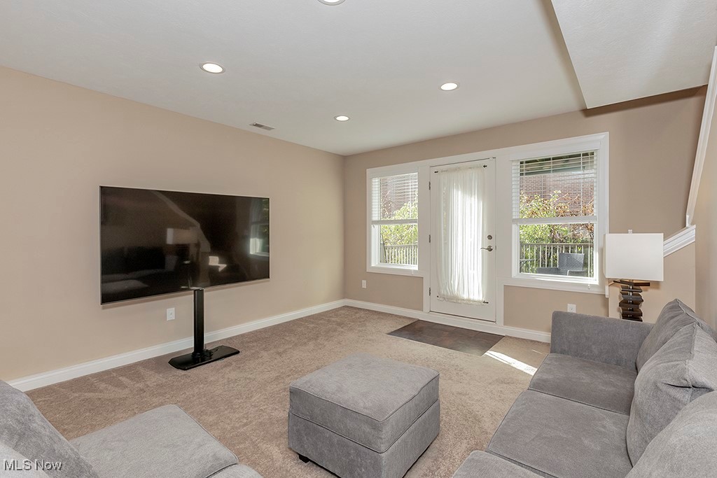 1374 Slate Court, Cleveland Heights, Ohio image 34