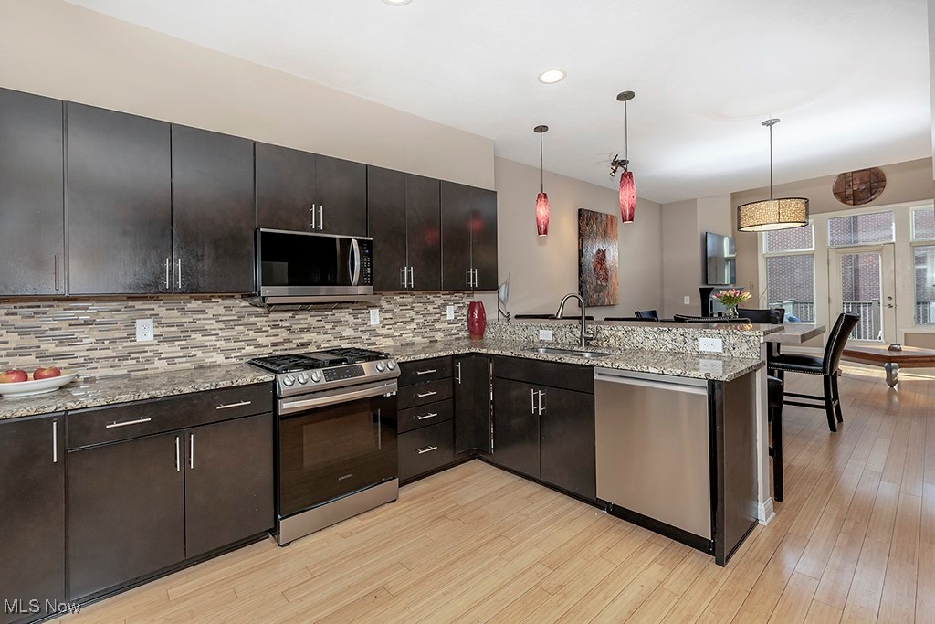 1374 Slate Court, Cleveland Heights, Ohio image 4