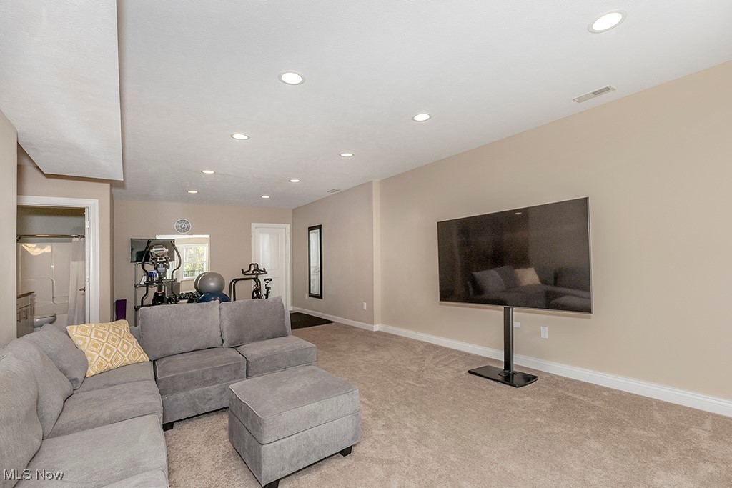 1374 Slate Court, Cleveland Heights, Ohio image 33