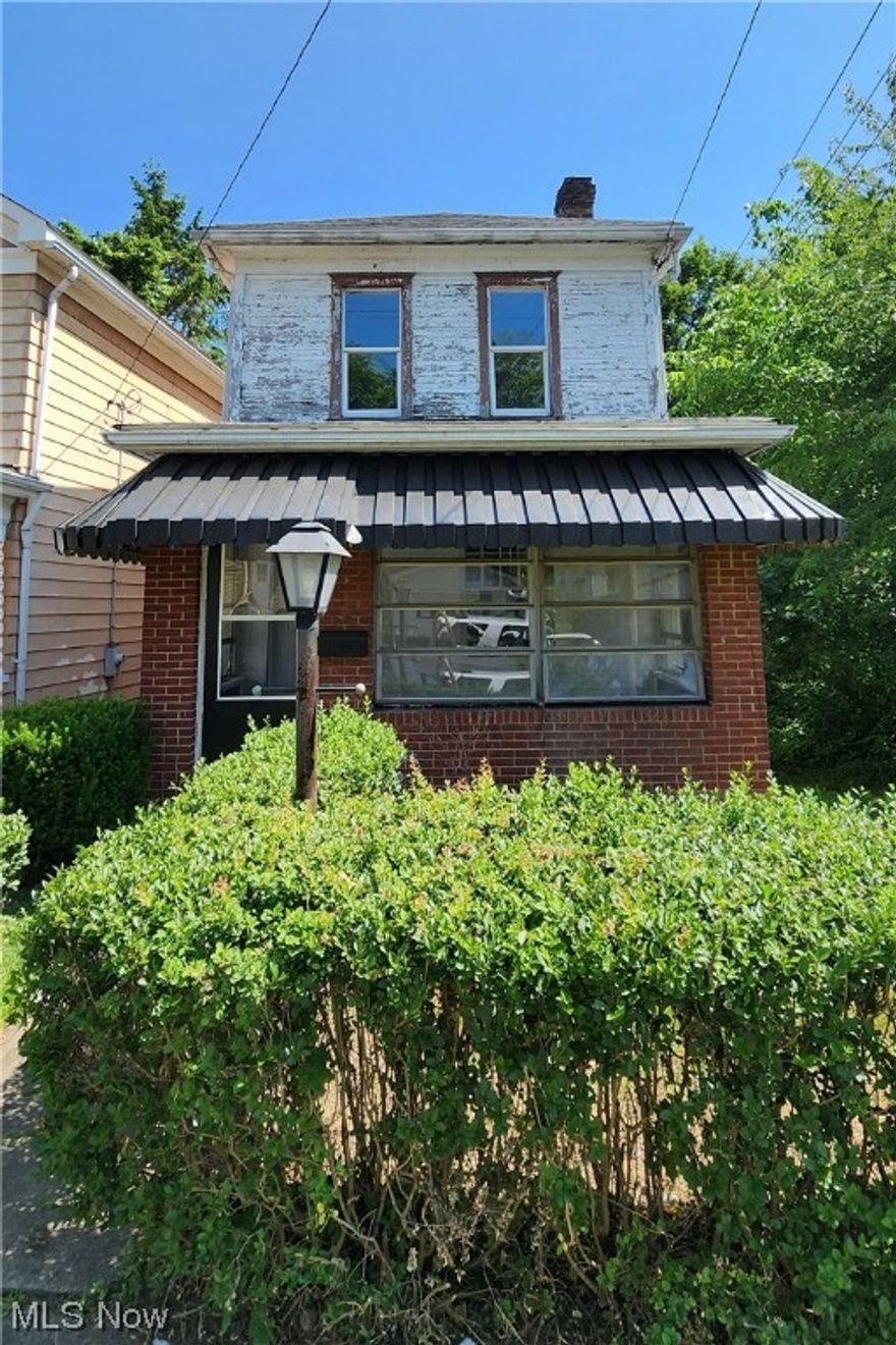 Three bedroom, one bathroom home nestled on the edge of the hilltops of Steubenville. Fresh coat of paint throughout the interior of the home. Second bathroom in the basement. Enclosed front and back porches.  Close to shopping, banking, dining, entertainment and the university making it a great investment property.