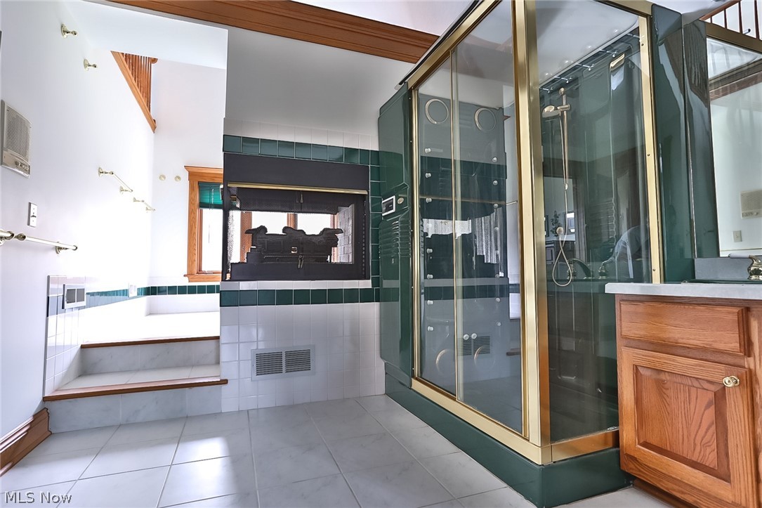 Boston Lake - Residential