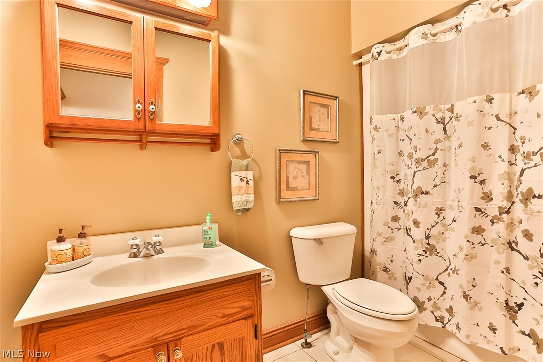 Boston Lake - Residential