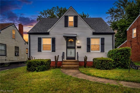 Homes For Sale - 3965 E 177th Street<br/> Cleveland, OH 44128