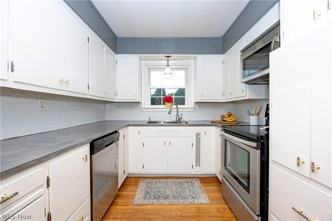 450 S Wells Street
